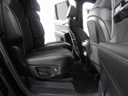 Used 2025 Hyundai Palisade Calligraphy image 27