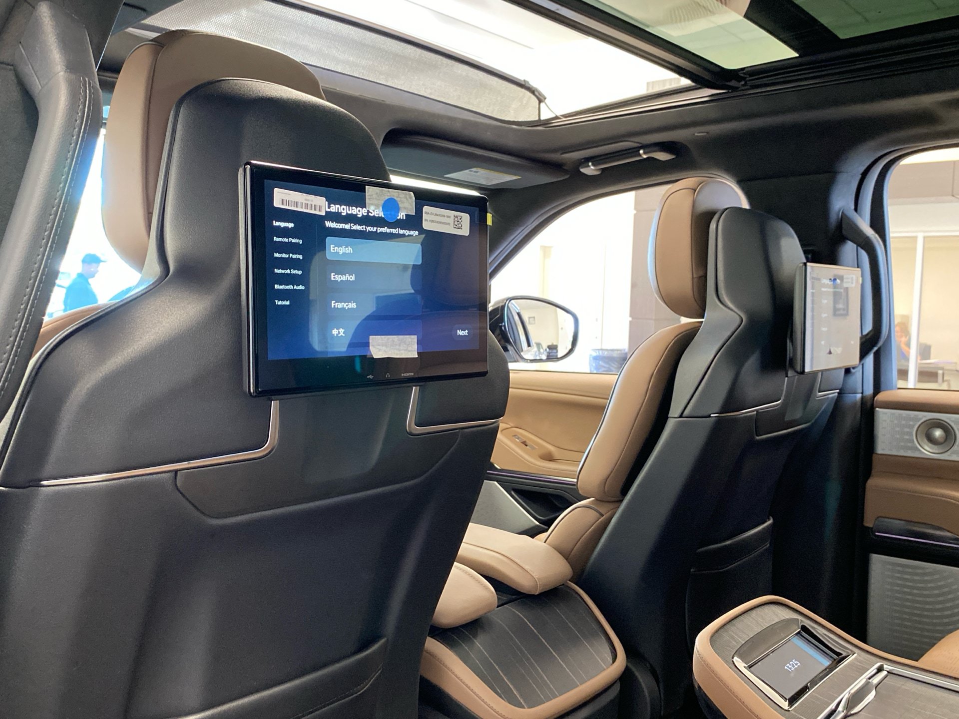 New 2027 Lincoln Navigator Black Label AWD/4WD image 12