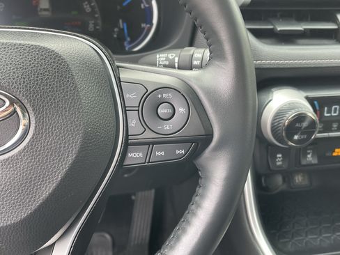 Used 2024 Toyota RAV4 XLE w/ Weather Package AWD/4WD image 22