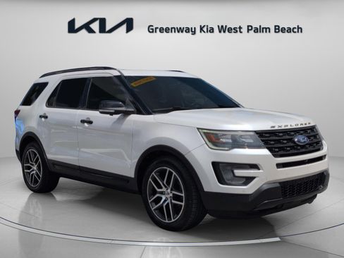 Used 2017 Ford Explorer Sport w/ Equipment Group 401A image 1