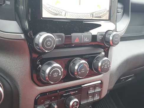 New 2026 RAM 1500 Classic Warlock image 17