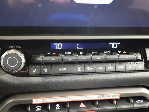 New 2026 Toyota Tundra Limited image 19