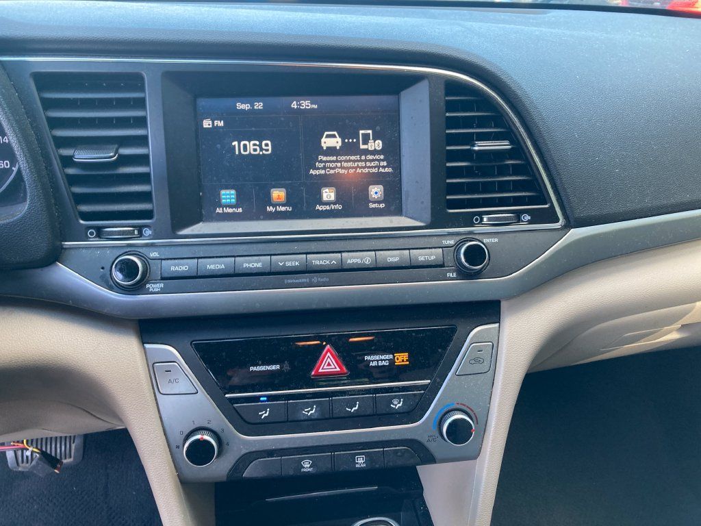 Used 2017 Hyundai Elantra SE FWD image 23