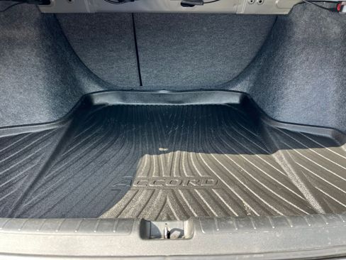 Used 2022 Honda Accord Touring image 21