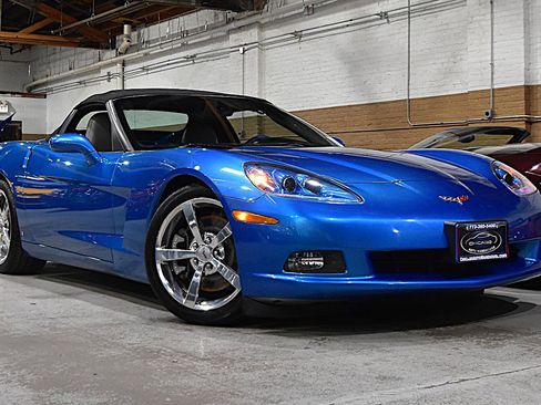 Used 2008 Chevrolet Corvette Convertible w/ Preferred Equipment Group RWD image 2