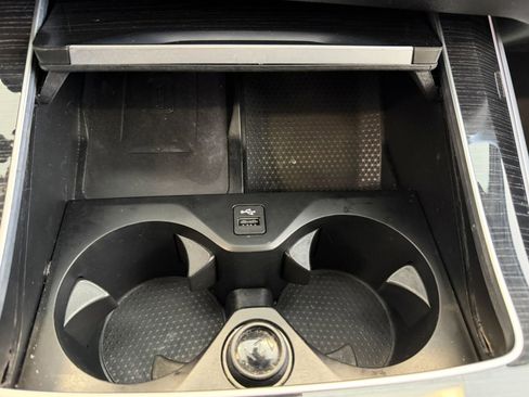 Used 2024 BMW X5 xDrive40i w/ M Sport Package image 25