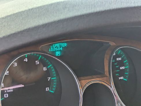 Used 2010 Buick Enclave CXL image 10