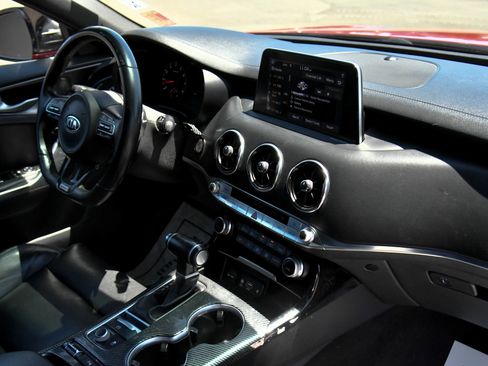Used 2019 Kia Stinger GT1 RWD image 48