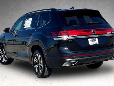Used 2024 Volkswagen Atlas SE FWD image 4