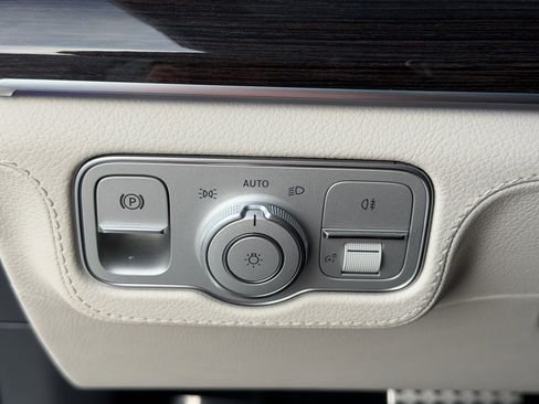 Used 2025 Mercedes-Benz GLE 53 AMG 4MATIC Coupe image 29