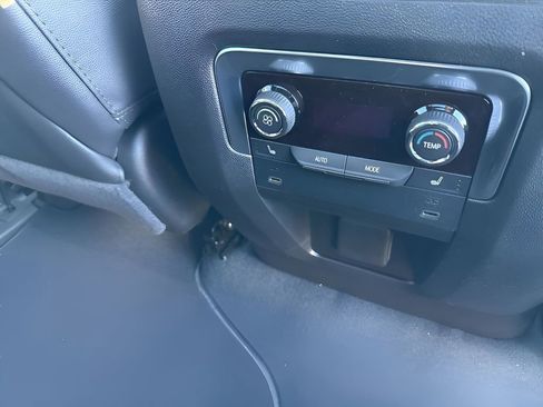 New 2026 Chevrolet Suburban Premier w/ Sun And Tow Package image 18