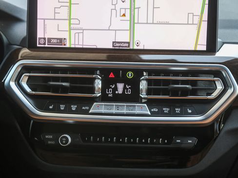 Used 2024 BMW X3 sDrive30i image 10