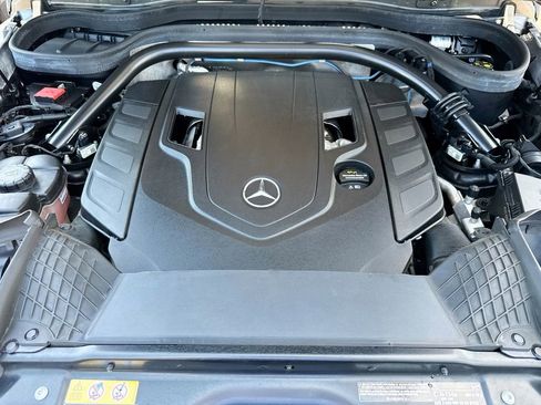 Used 2021 Mercedes-Benz G 550 w/ G Manufaktur Interior Package image 35