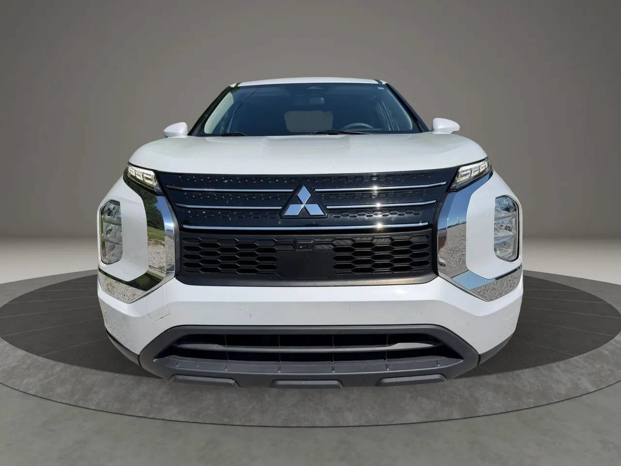 Used 2022 Mitsubishi Outlander ES FWD image 8