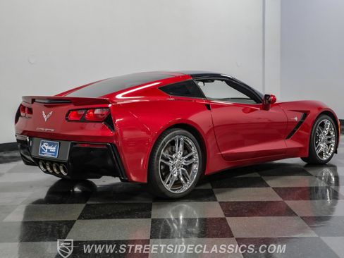 Used 2015 Chevrolet Corvette Stingray Coupe RWD image 12