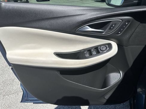 Certified 2024 Buick Encore GX Avenir FWD image 22