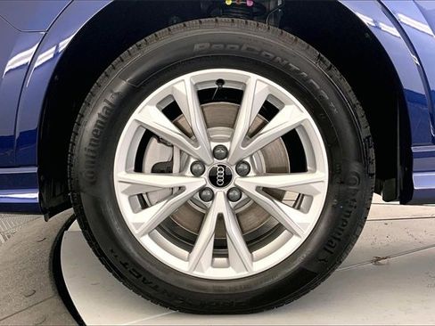 New 2025 Audi Q3 2.0T Premium image 12