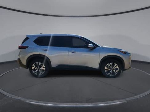 Used 2023 Nissan Rogue SV AWD/4WD image 9