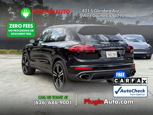 Used 2016 Porsche Cayenne AWD/4WD image 2