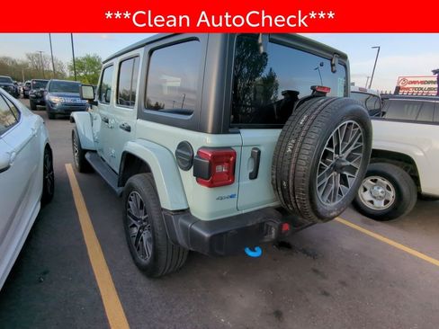 Used 2023 Jeep Wrangler Unlimited Sahara w/ Cold Weather Group image 4