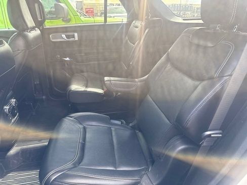 Used 2022 Ford Explorer ST w/ Equipment Group 401A AWD/4WD image 5