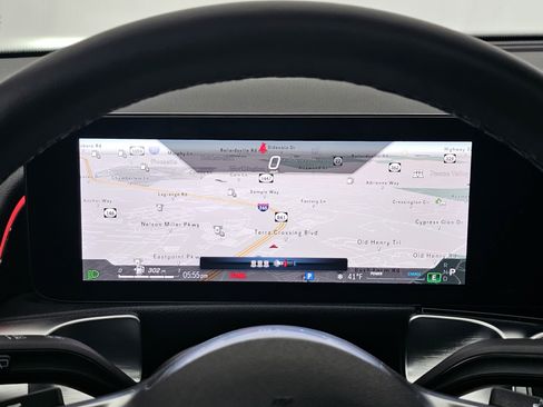 Certified 2025 Mercedes-Benz GLB 250 4MATIC image 41