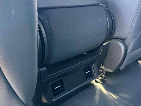 Used 2022 Chevrolet Silverado 1500 Custom RWD image 18