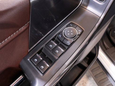Used 2022 Ford F150 Lariat AWD/4WD image 19