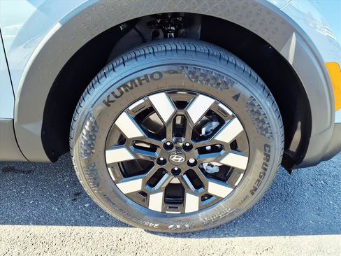 Certified 2025 Hyundai Santa Cruz SEL image 9