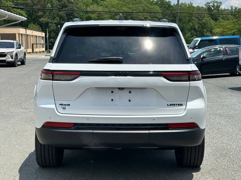 Used 2023 Jeep Grand Cherokee Limited w/ Luxury Tech Group II AWD/4WD image 8