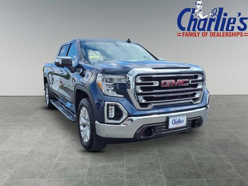 Used 2020 GMC Sierra 1500 SLT w/ SLT Premium Package image 3