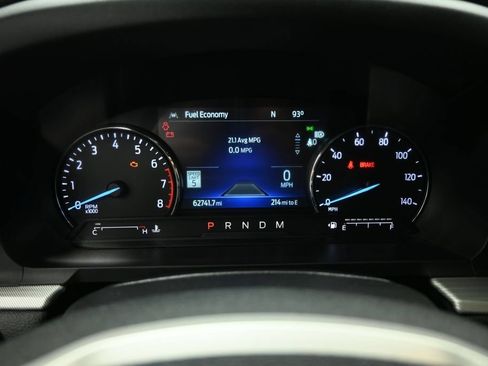 Certified 2021 Ford Explorer XLT w/ Equipment Group 202A RWD image 12