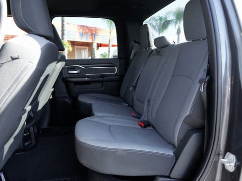 Used 2023 RAM 2500 Big Horn w/ Level 1 Equipment Group image 32