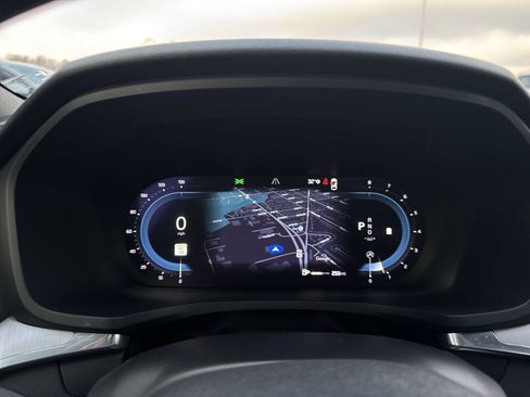 Used 2023 Volvo S60 B5 Plus w/ Climate Package image 11