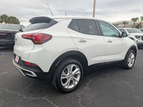 Used 2023 Buick Encore GX Preferred w/ Cold Weather Comfort Package FWD image 4