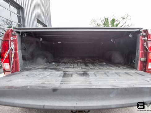 Used 2015 RAM 3500 Tradesman w/ Chrome Appearance Group AWD/4WD image 14
