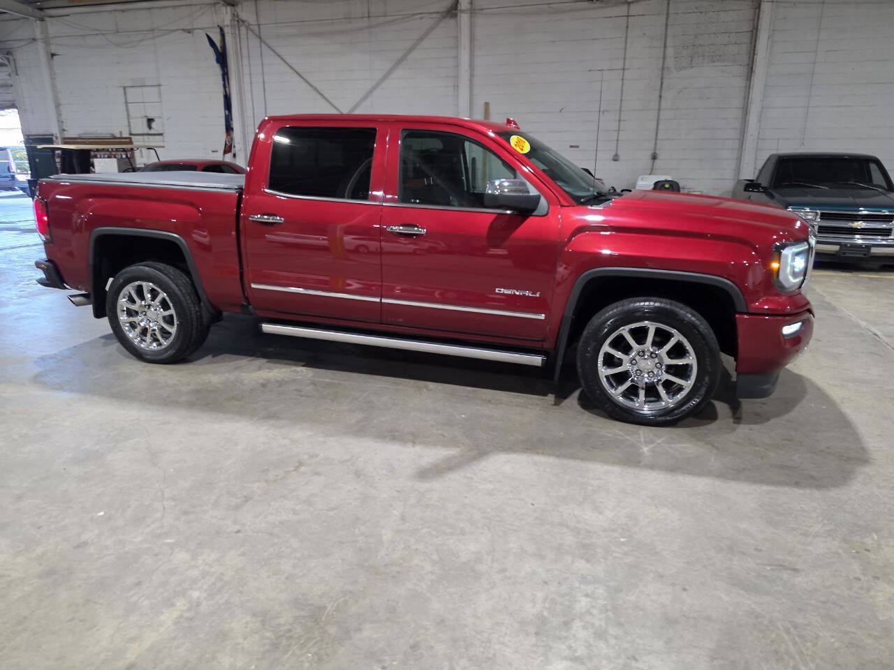 Used 2018 GMC Sierra 1500 Denali AWD/4WD image 19