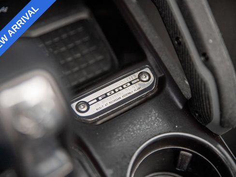 Used 2024 Ford Bronco Outer Banks AWD/4WD image 23