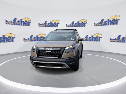 Used 2024 Nissan Pathfinder Rock Creek AWD/4WD image 3