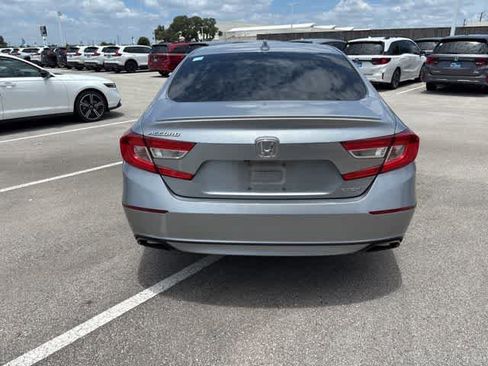 Used 2019 Honda Accord Sport image 4