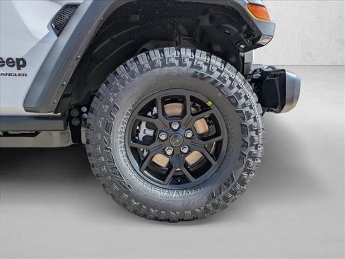 New 2026 Jeep Wrangler Willys AWD/4WD image 15