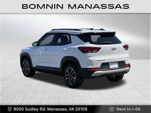 Used 2024 Chevrolet TrailBlazer LT image 4