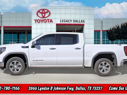 Used 2024 GMC Sierra 1500 SLT w/ X31 Off-Road Package image 7