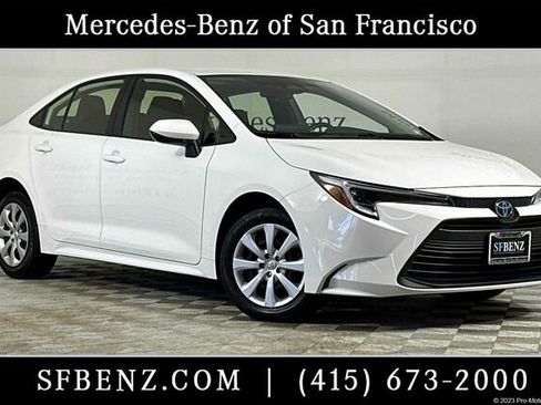 Used 2024 Toyota Corolla LE image 1