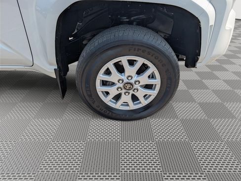 Used 2024 Toyota Tacoma SR AWD/4WD image 9