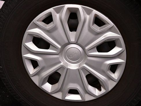 Used 2023 Ford Transit 350 XLT image 9