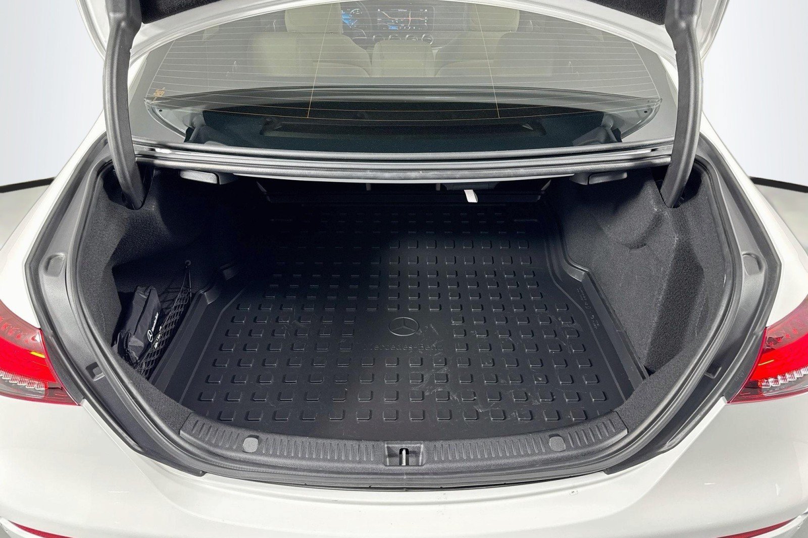 Certified 2023 Mercedes-Benz E 450 4MATIC Sedan w/ Premium Package image 26