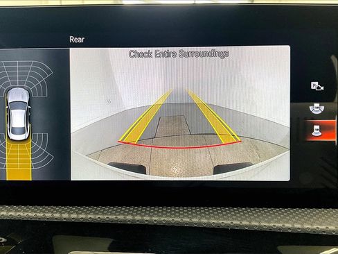 Used 2023 Mercedes-Benz CLA 250 4MATIC image 23