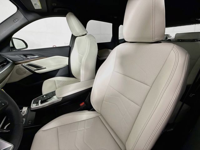 New 2026 BMW X1 xDrive28i w/ Convenience Package AWD/4WD image 21