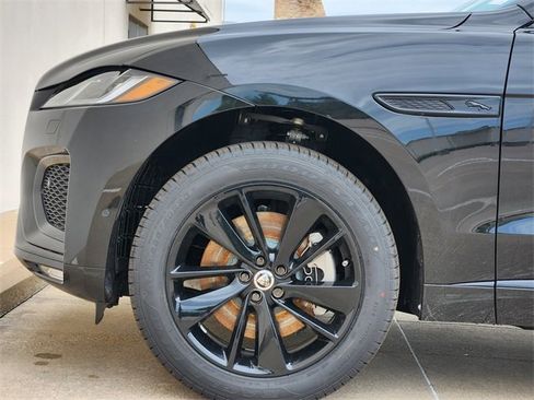 Used 2026 Jaguar F-PACE R-Dynamic S image 6